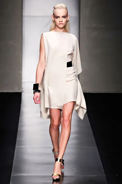 Look 21